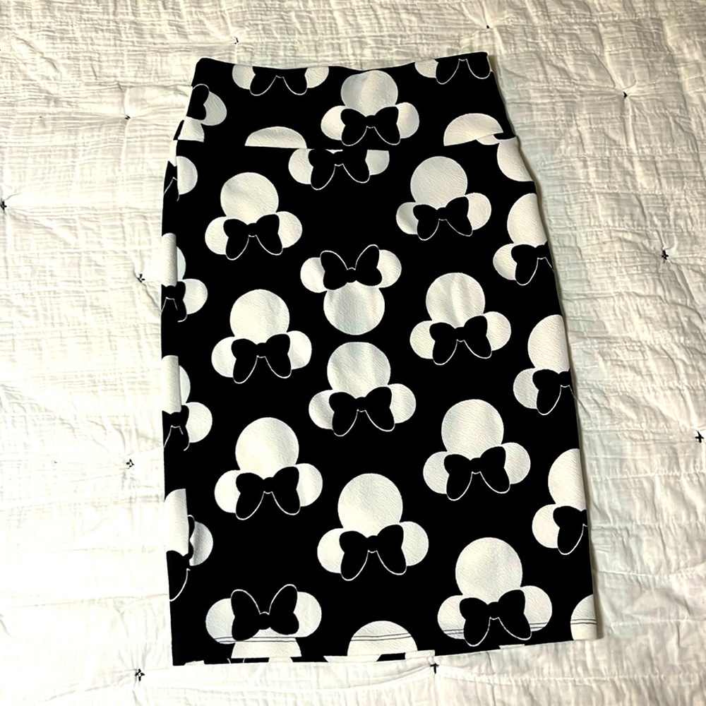LulaRoe Disney Minnie Mouse skirt